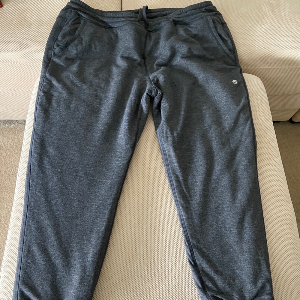Grey sheer lined joggers